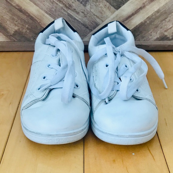 Other - 🎁 3/$10 YOUTH SIZE 13 WHITE SNEAKERS